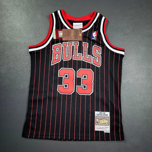 100% Authentic Scottie Pippen Mitchell Ness 95 96 Bulls Jersey Youth M 10/12 Boy
