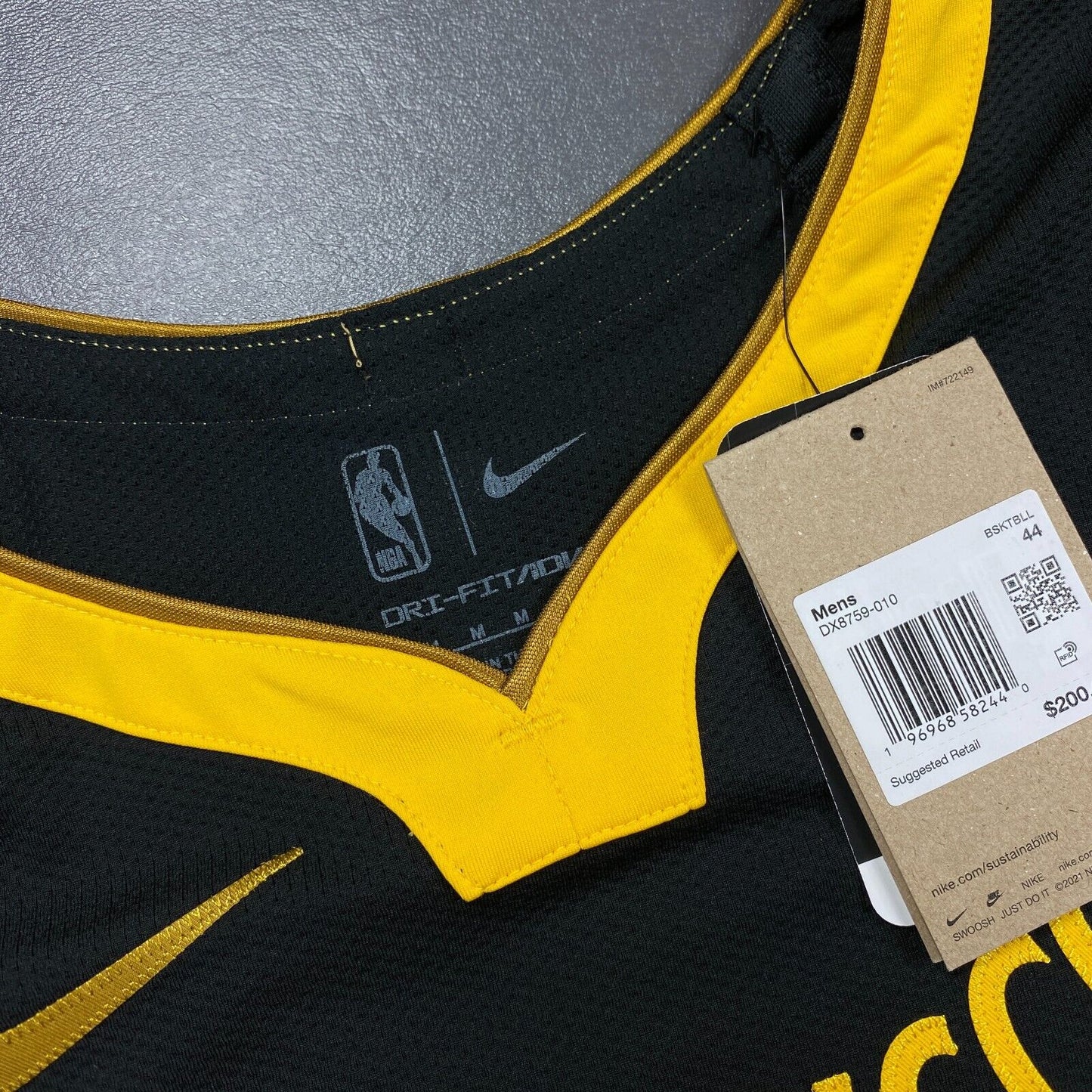 100% Authentic Stephen Curry Nike Warriors City Edition Jersey Size 44 M Mens