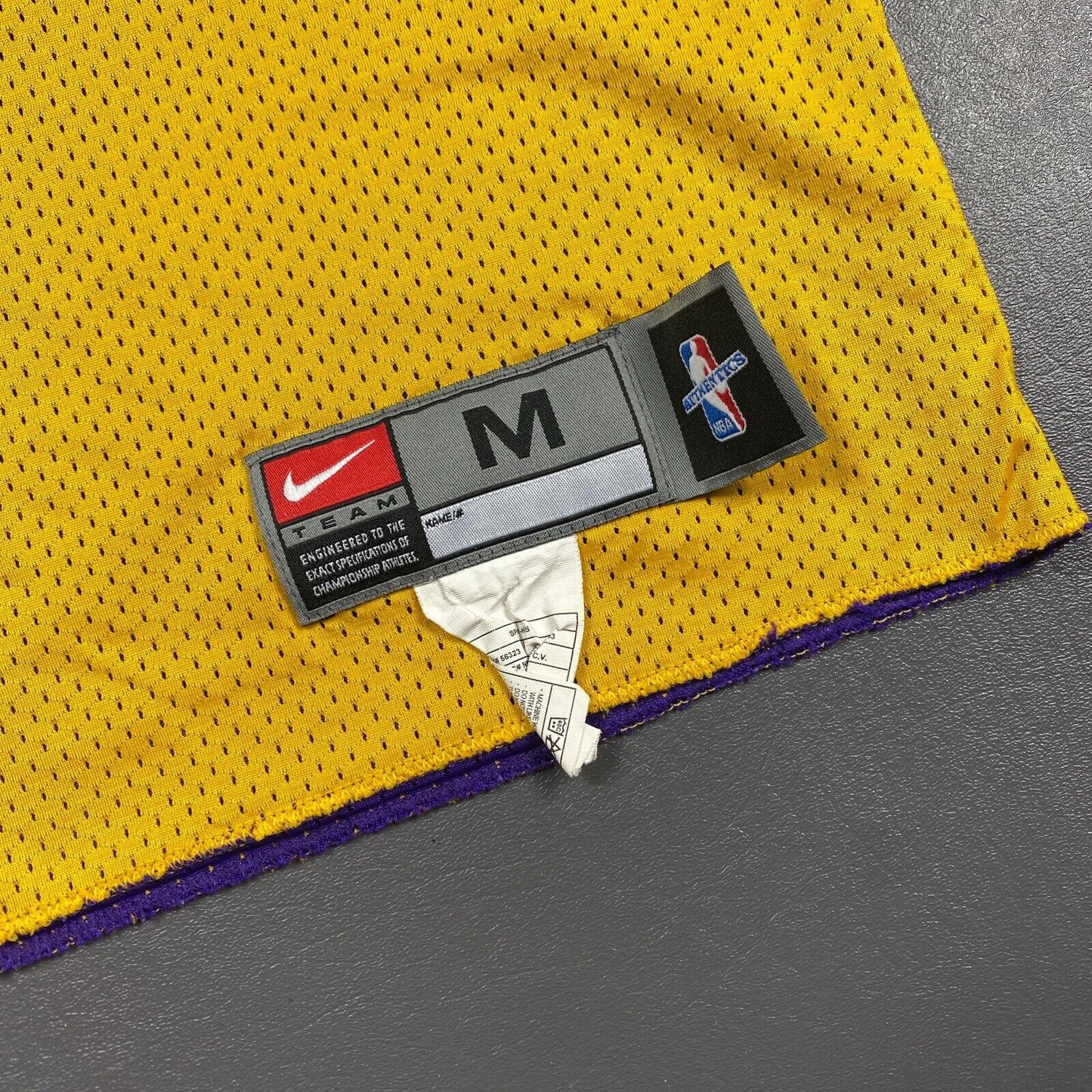 100% Authentic Kobe Bryant Vintage Nike Los Angeles Lakers Practice Jersey M