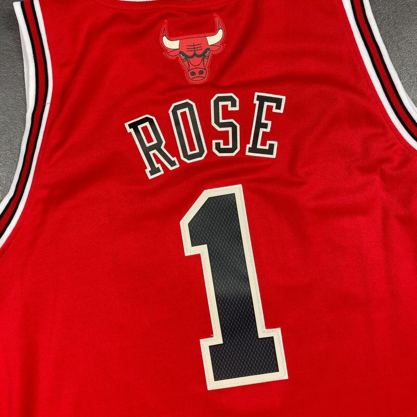 100% Authentic Derrick Rose Adidas Chicago Bulls Jersey Size Size XL+2" Mens