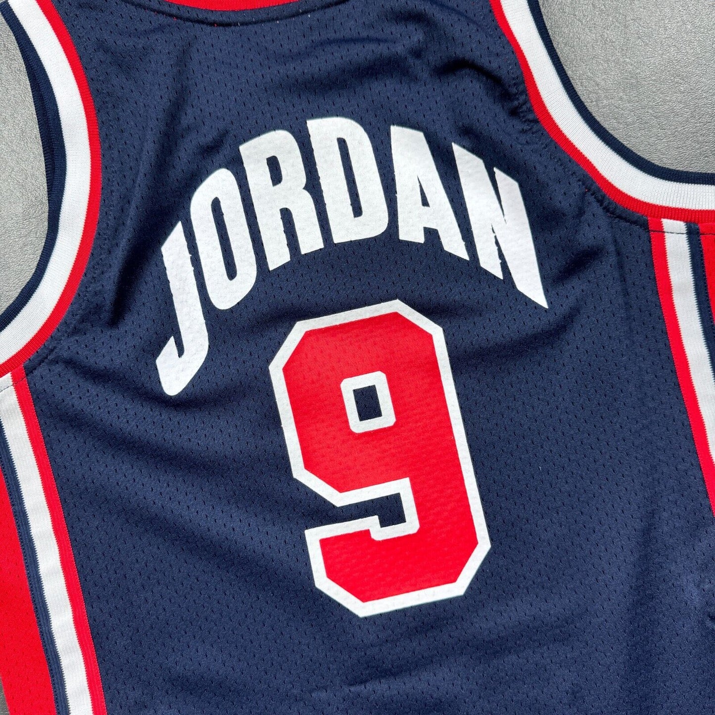 100% Authentic Michael Jordan Mitchell Ness 92 USA Olympic Jersey Youth M 10/12