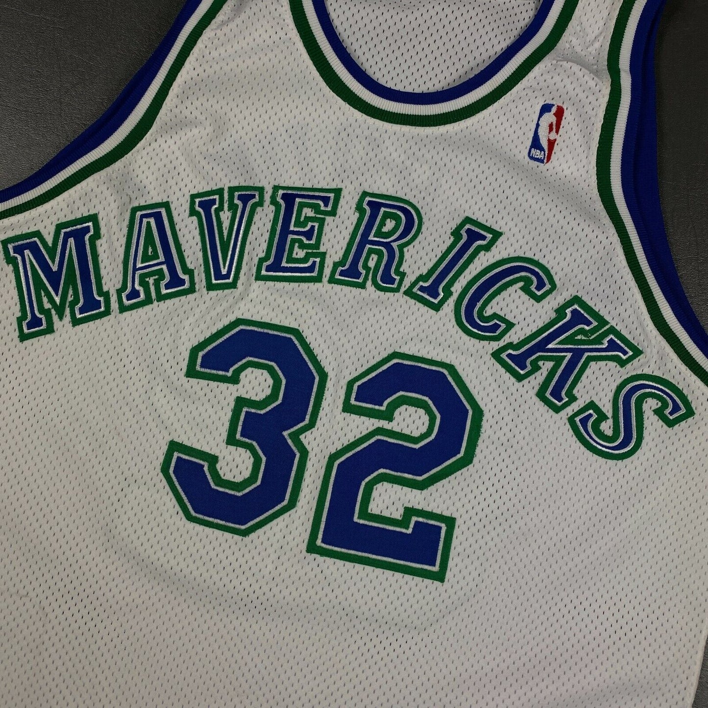 100% Authentic Jamal Mashburn Vintage Champion 93 94 Mavericks Pro Cut Jersey