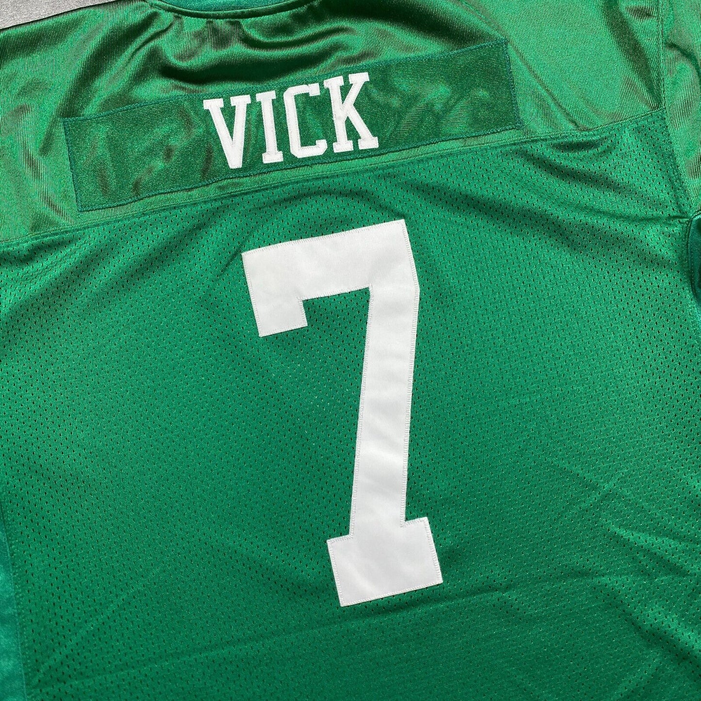 100% Authentic Michael Vick Mitchell & Ness 2010 Eagles Jersey Size 48 XL Mens