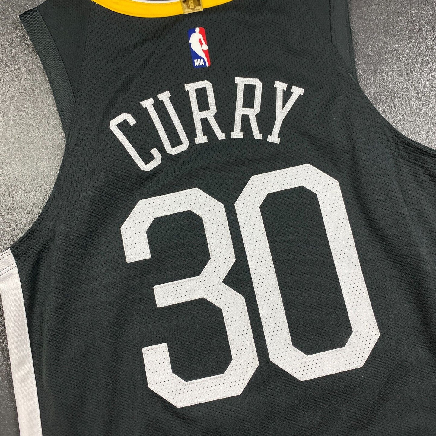 100% Authentic Stephen Curry Nike Warriors City The Town Jersey 44 M Rakuten