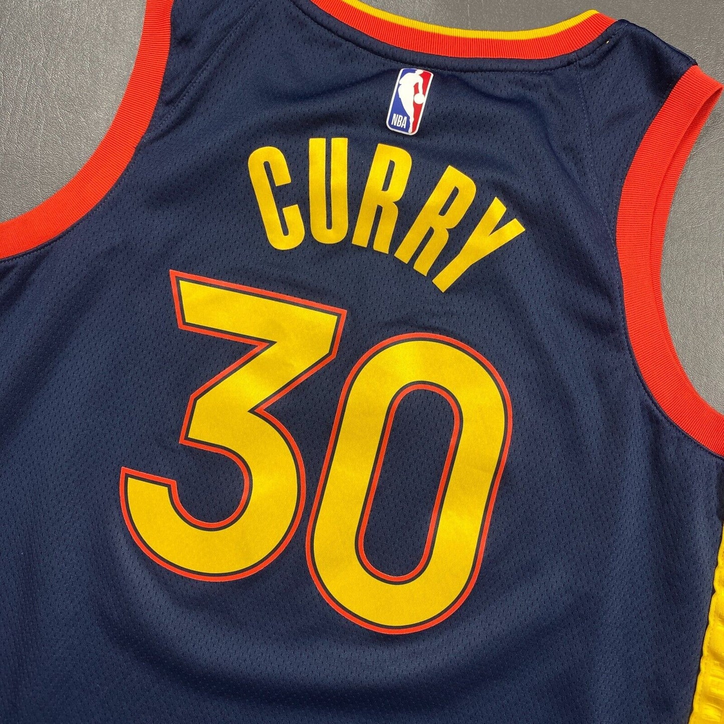 100% Authentic Stephen Curry Nike Warriors City Oakland Jersey Size 48 L Mens