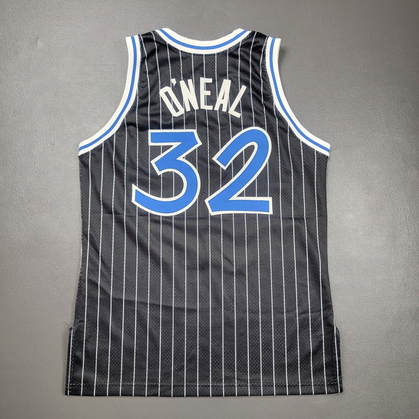 100% Authentic Shaquille O'Neal Vintage Champion Magic Jersey Size 44 L pro cut