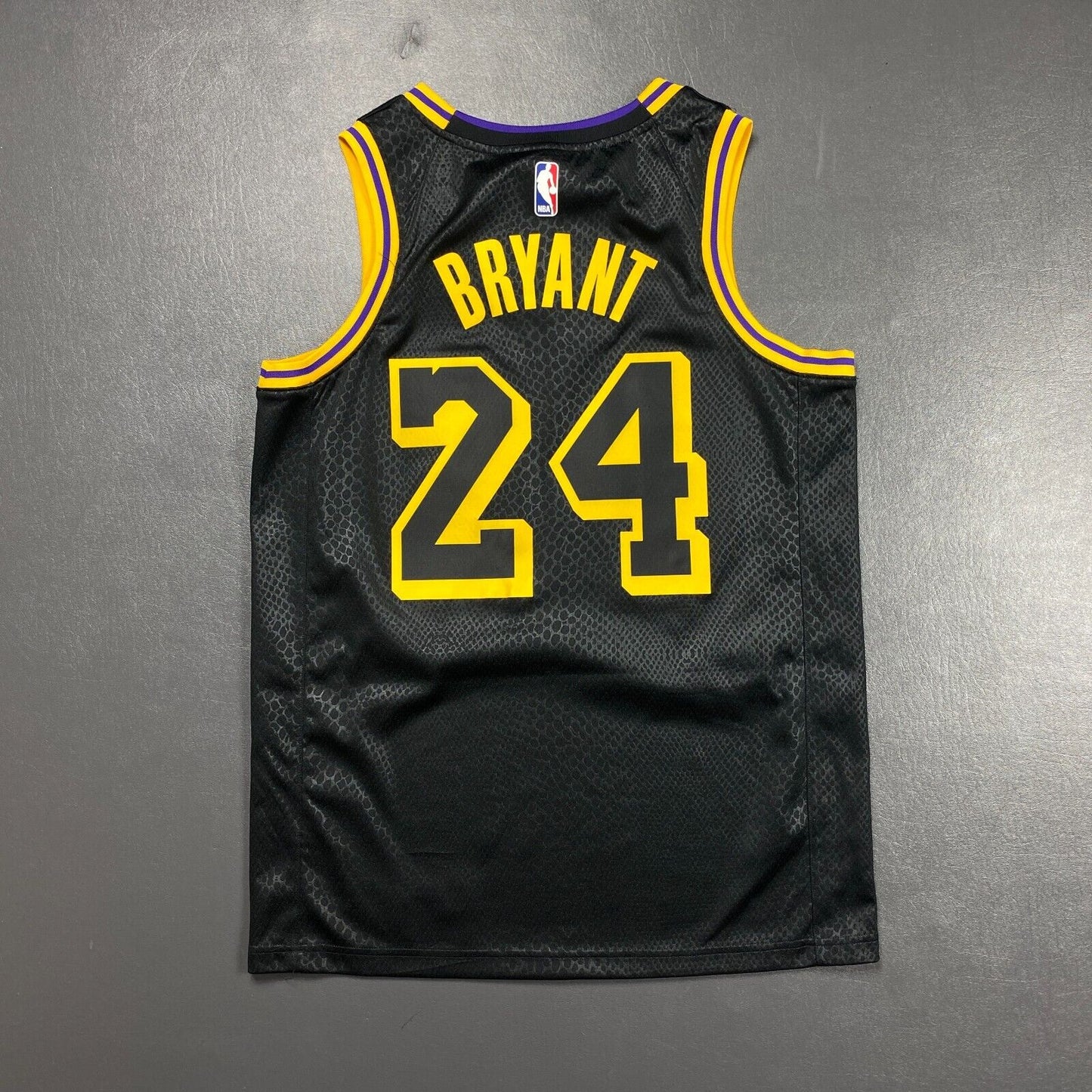 100% Authentic Kobe Bryant Nike Lakers Black Mamba City Swingman Jersey 48 L