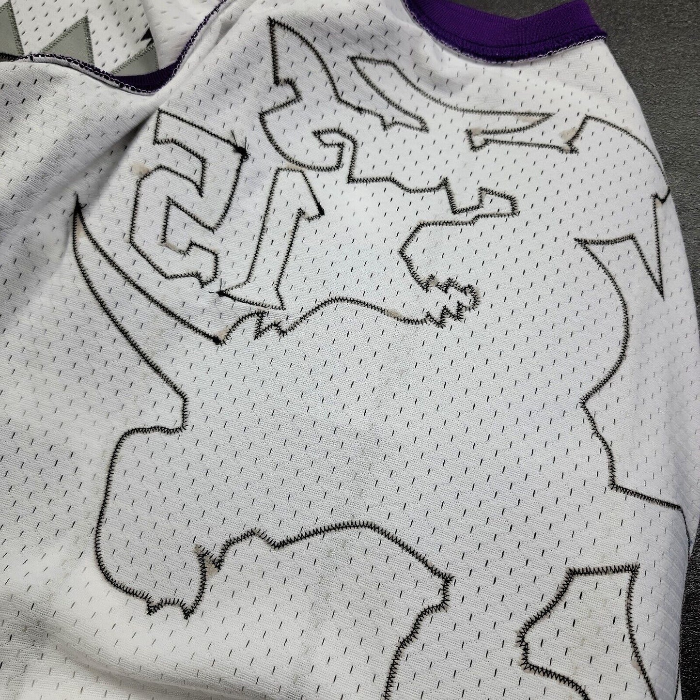 100% Authentic Vince Carter Mitchell Ness Stitched 98 99 Raptors Jersey XL 48