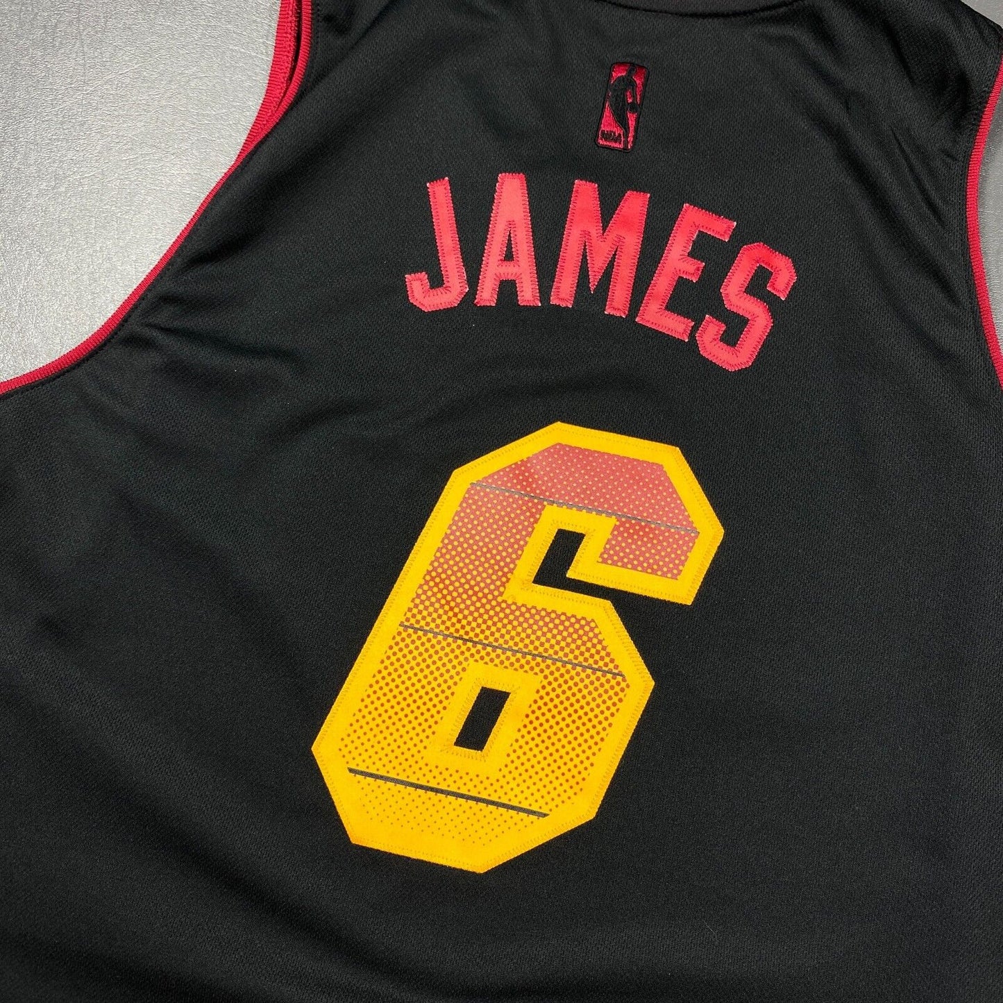 100% Authentic Lebron James Adidas Miami Heat Swingman Jersey Size 2XL Mens
