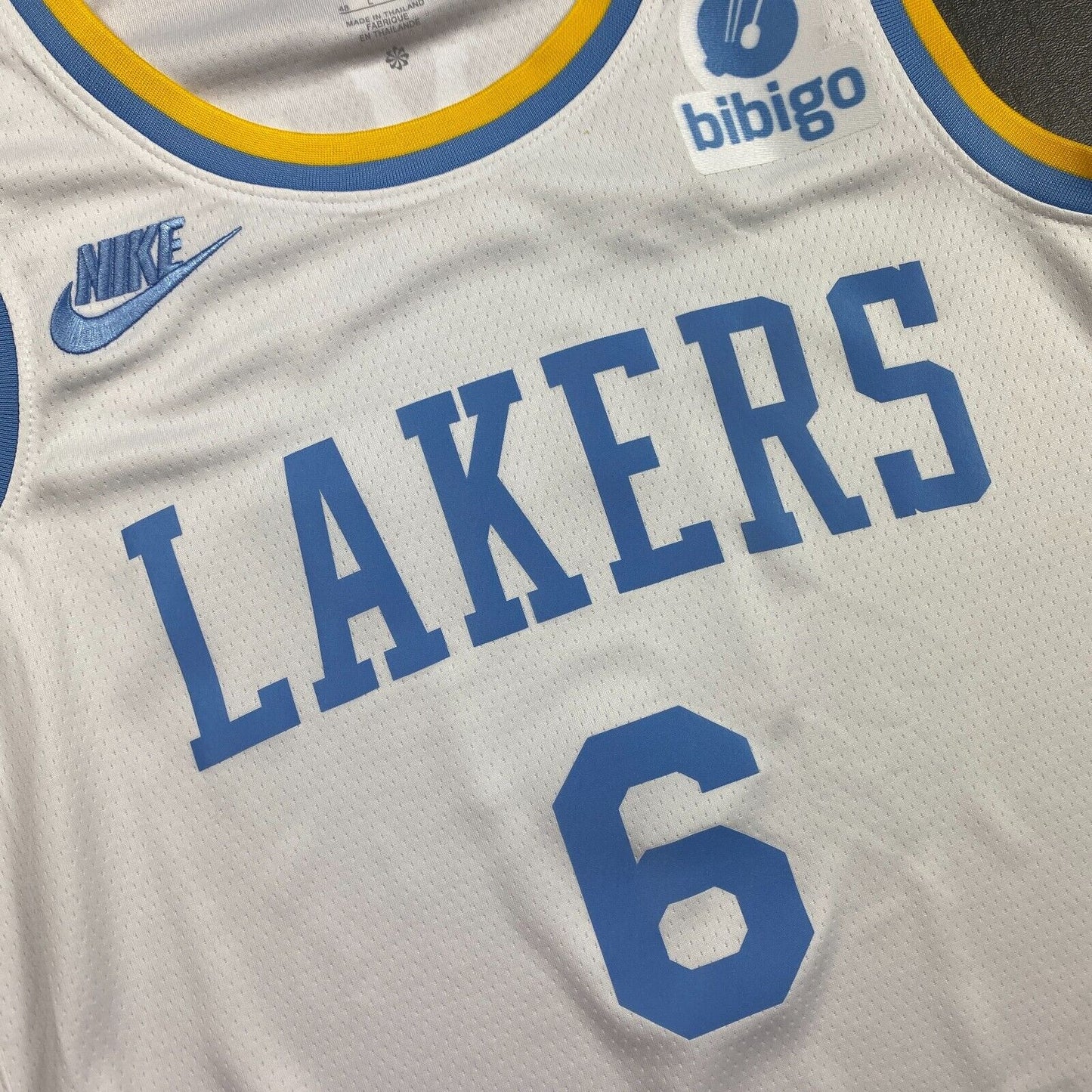 100% Authentic Lebron James Nike Lakers Classic Swingman Jersey Size 48 L Bibigo