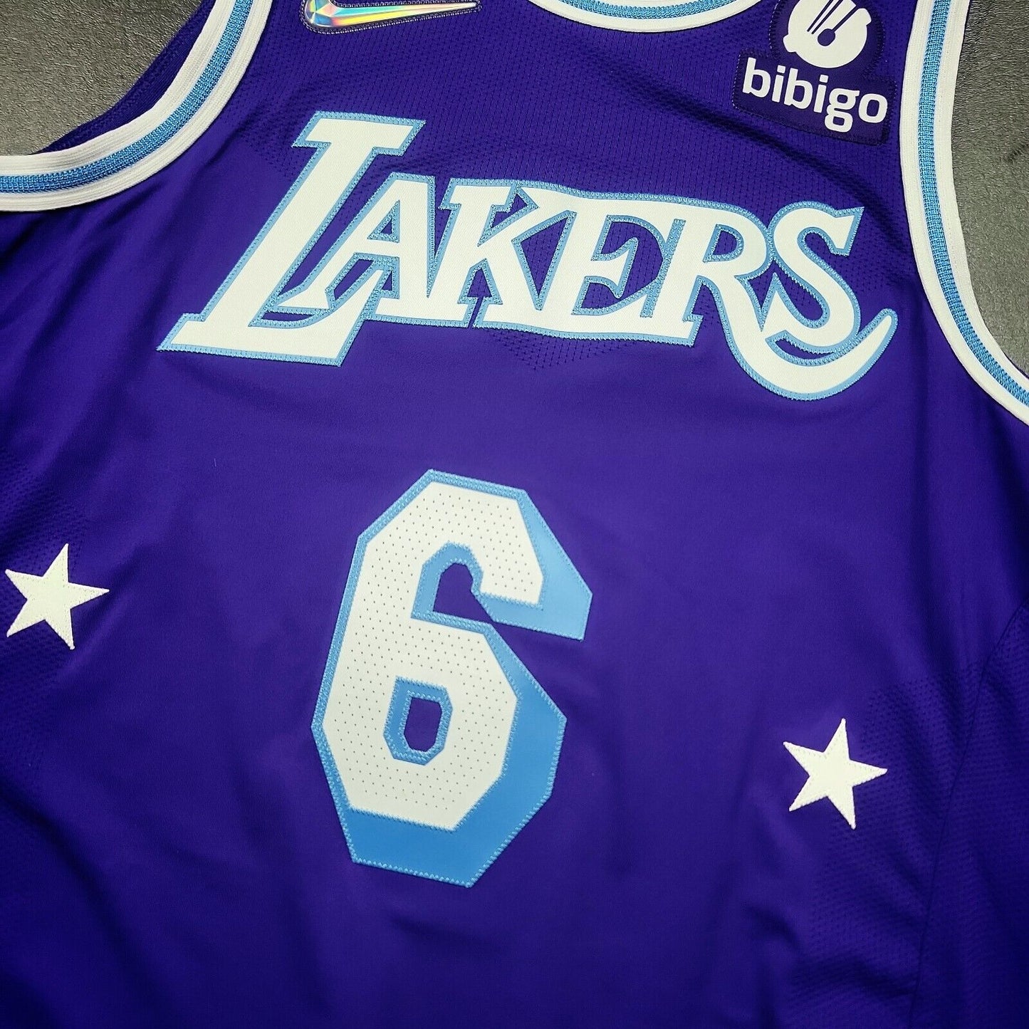 100% Authentic Lebron James Nike Lakers Mixtape City Jersey Size 44 M Bibigo