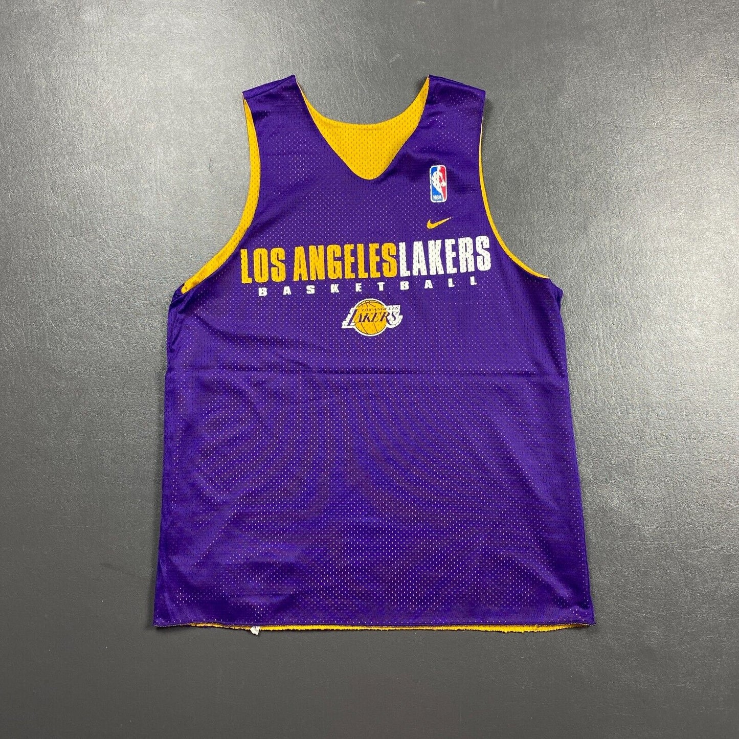 100% Authentic Kobe Bryant Vintage Nike Los Angeles Lakers Practice Jersey M