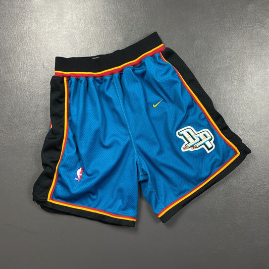 100% Authentic Detroit Pistons Vintage Nike Shorts Size 36 L Mens - Grant Hill