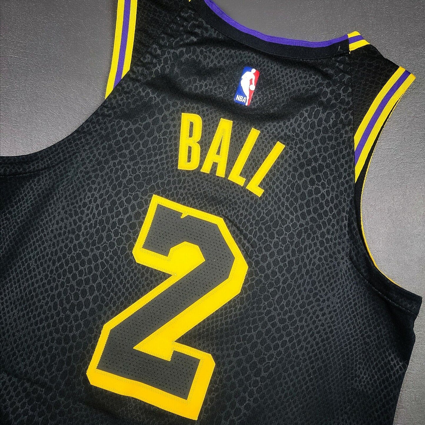 100% Authentic Lonzo Ball Nike Black Mamba City Lakers Jersey Size 44 M Mens