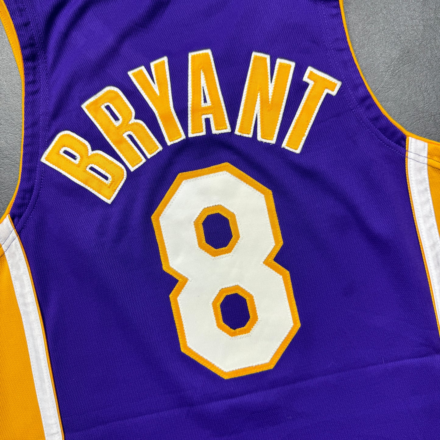 100% Authentic Kobe Bryant Vintage Nike 2002 NBA Finals Lakers Jersey 40 M Mens