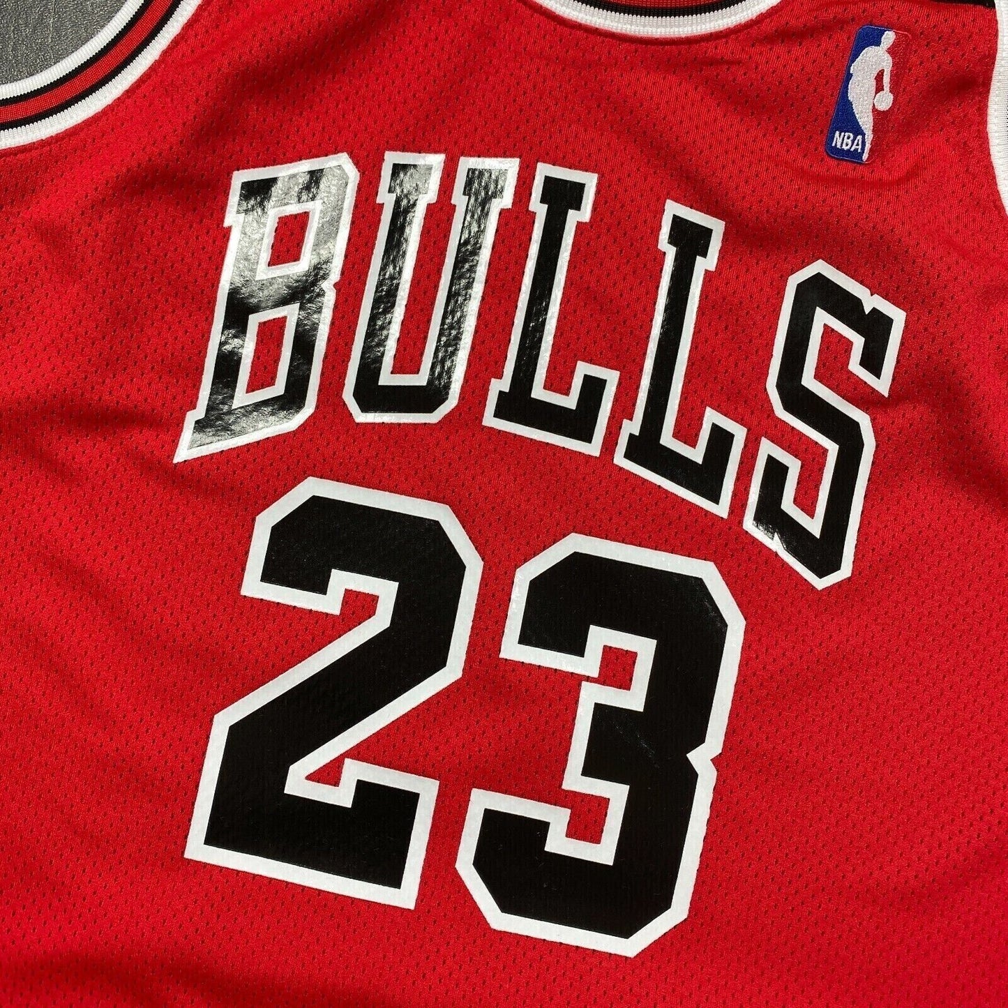 100% Authentic Michael Jordan Mitchell Ness 91 92 Bulls Jersey Size 40 M Mens