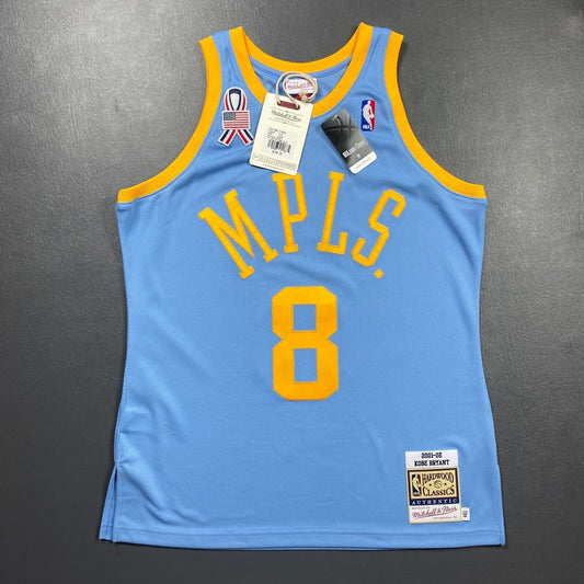 100% Authentic Kobe Bryant Mitchell Ness 01 02 MPLS Lakers Jersey Size 44 L