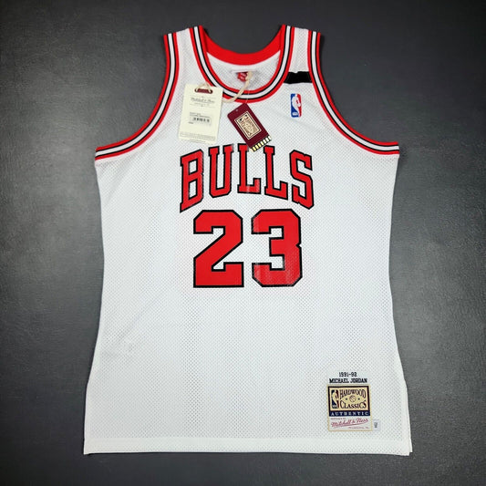 100% Authentic Michael Jordan Mitchell Ness 91 92 The Shrug Bulls Jersey L 44