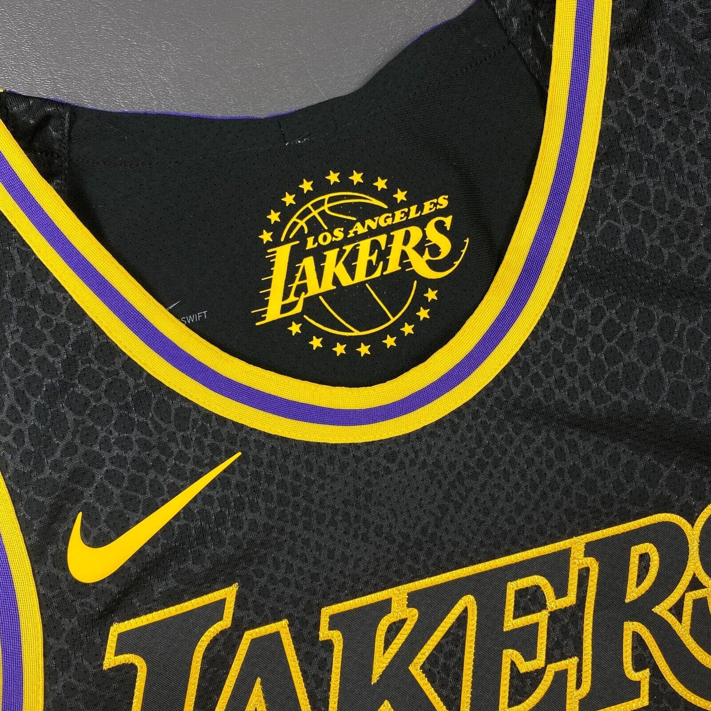 100% Authentic Kobe Bryant Nike Lakers Lore Series Black Mamba City Jersey 44 M