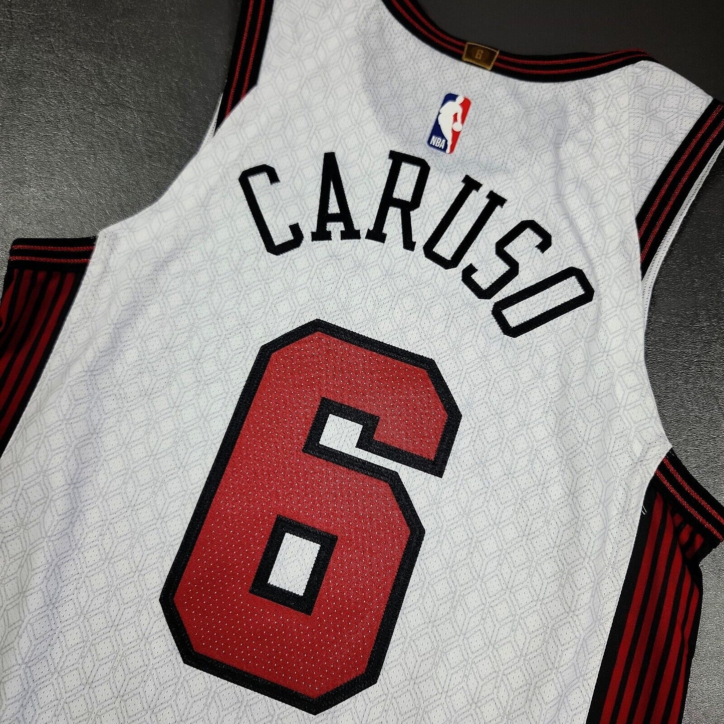 100% Authentic Alex Caruso Nike Bulls City Edition Jersey Size 40 S Motorola