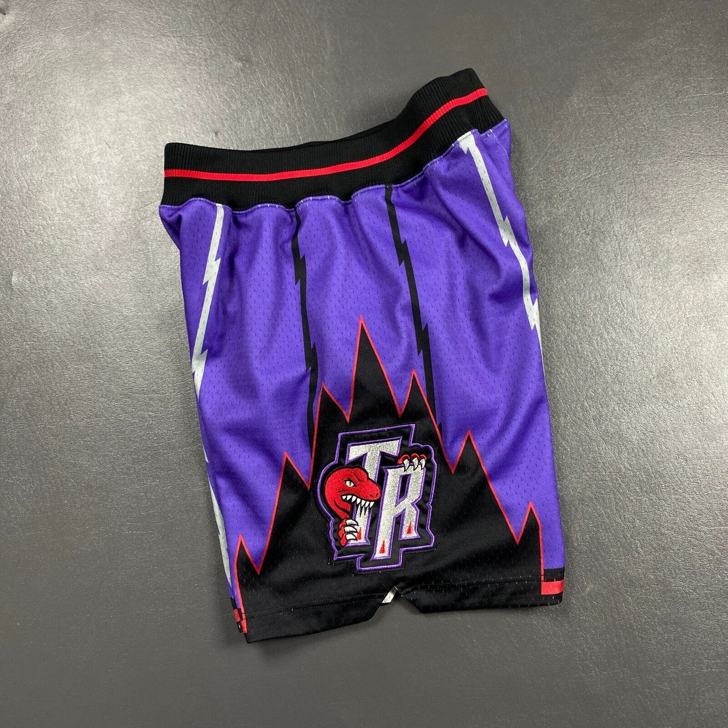 100% Authentic 98 99 Toronto Raptors Mitchell & Ness Shorts Size M 40 Mens