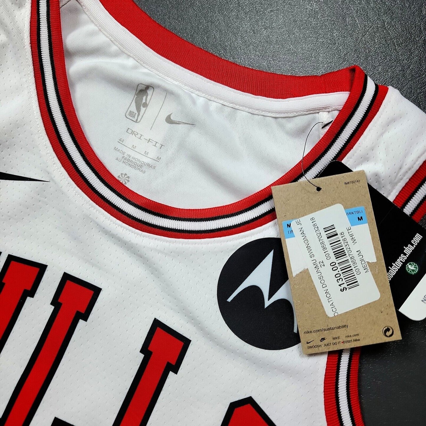 100% Authentic Ayo Dosunmu Nike Bulls Association Swingman Jersey Size 44 M