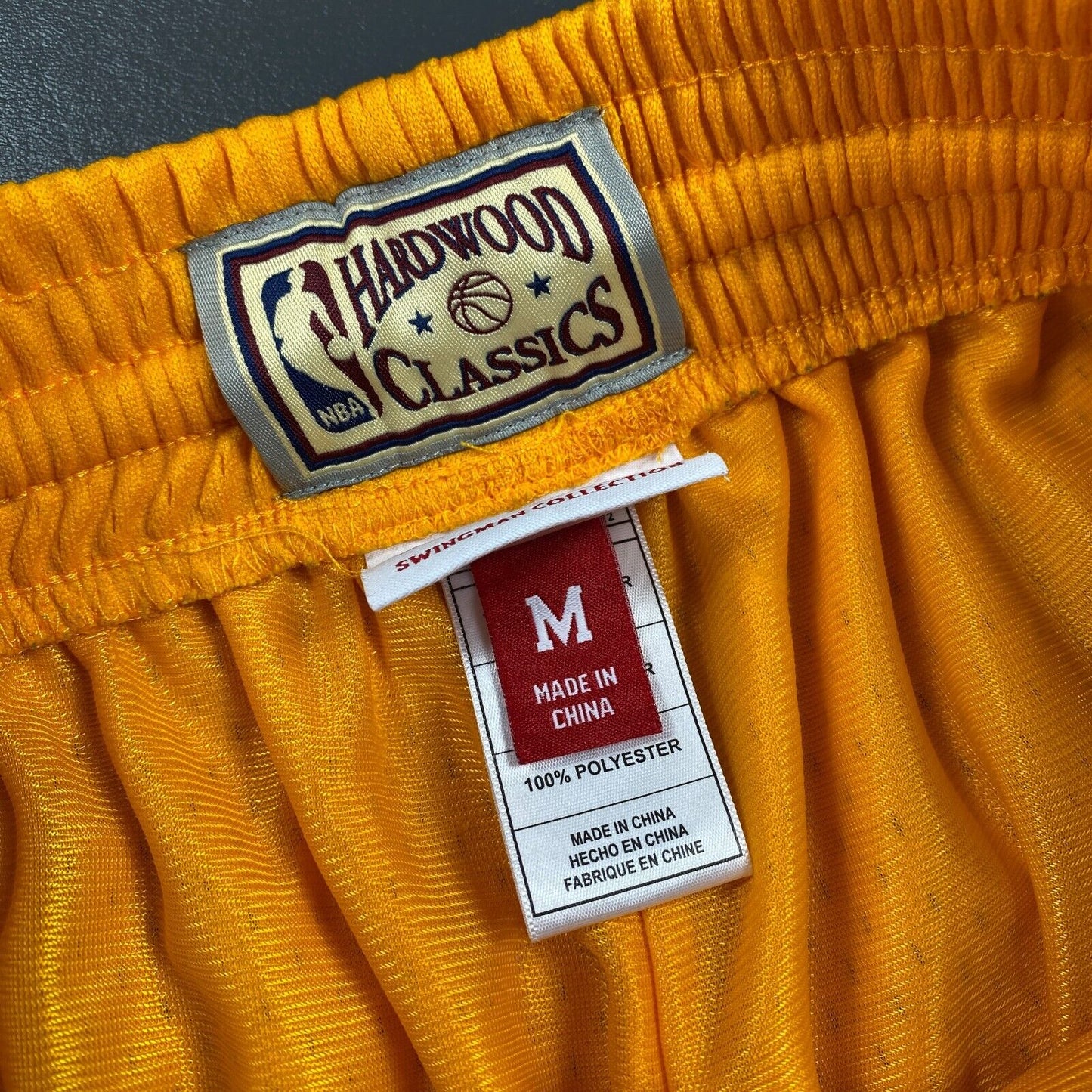 100% Authentic Los Angeles Lakers Mitchell Ness Shorts M 40 Mens - kobe bryant