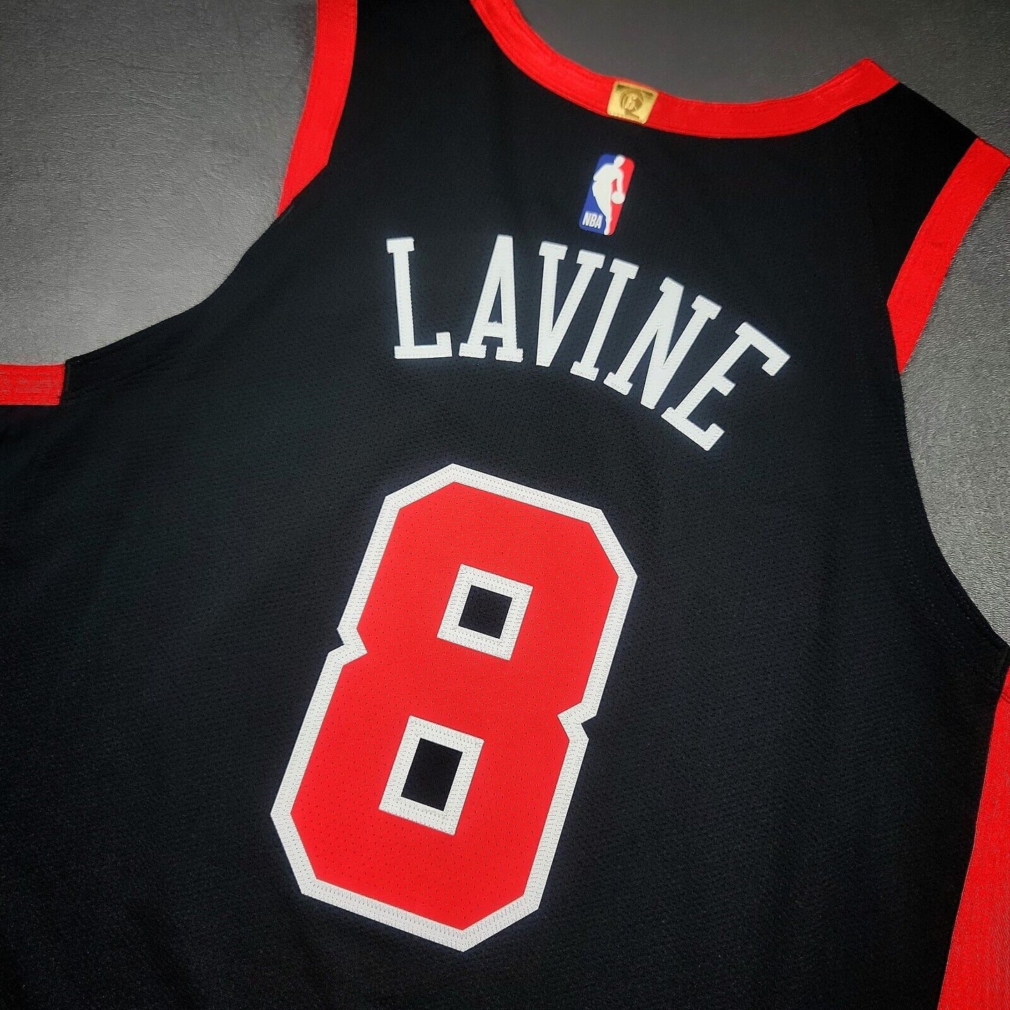 100% Authentic Zach LaVine Nike Bulls City Edition Jersey Size 44 M Motorola