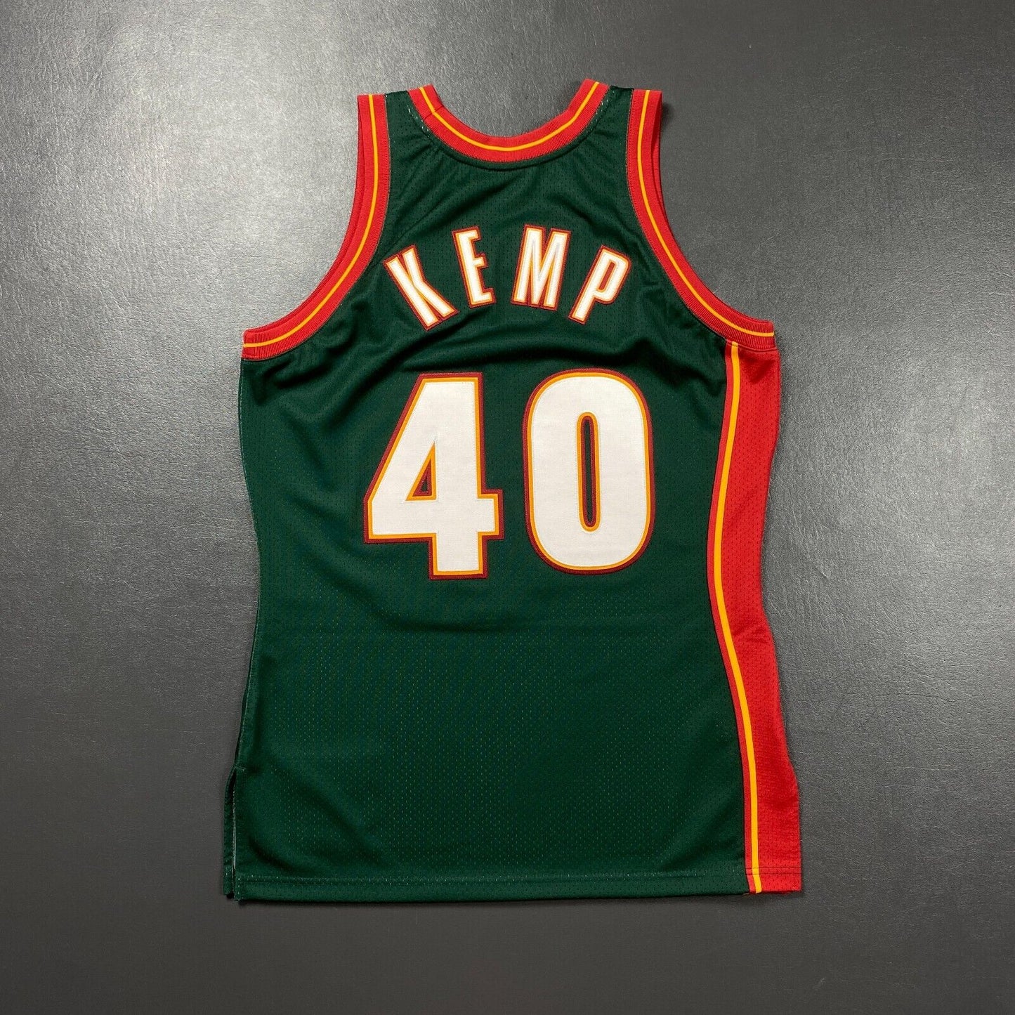 100% Authentic Shawn Kemp Mitchell & Ness 95 96 Seattle Sonics Jersey Size 40 M