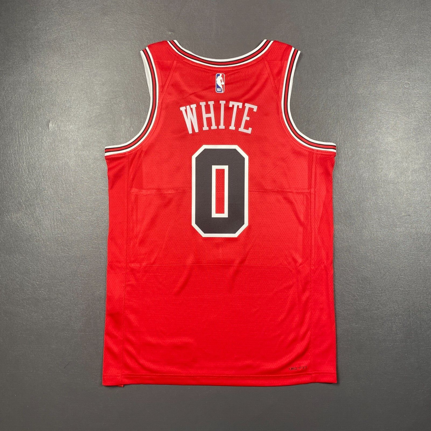 100% Authentic Coby White Nike Bulls Icon Edition Swingman Jersey Size 40 S Mens