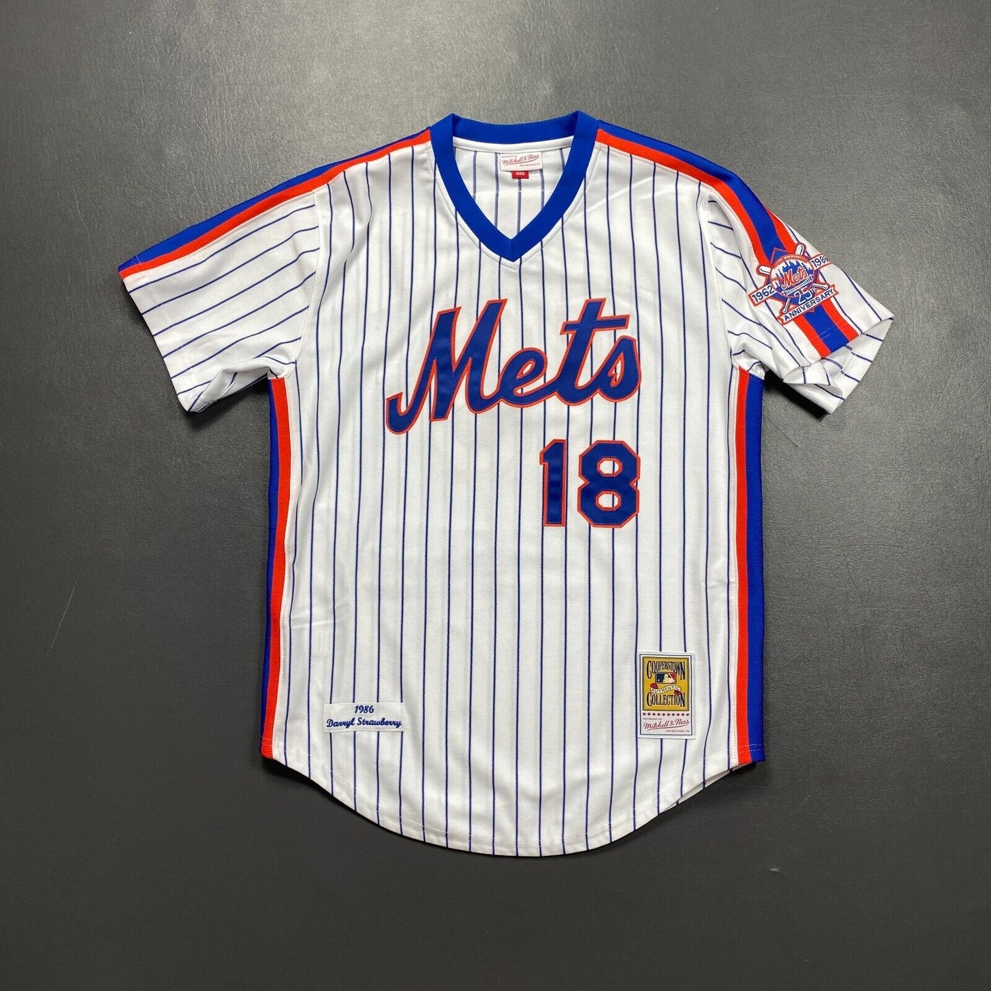 100% Authentic Darryl Strawberry Mitchell & Ness 1986 NY Mets Jersey Size 44 L