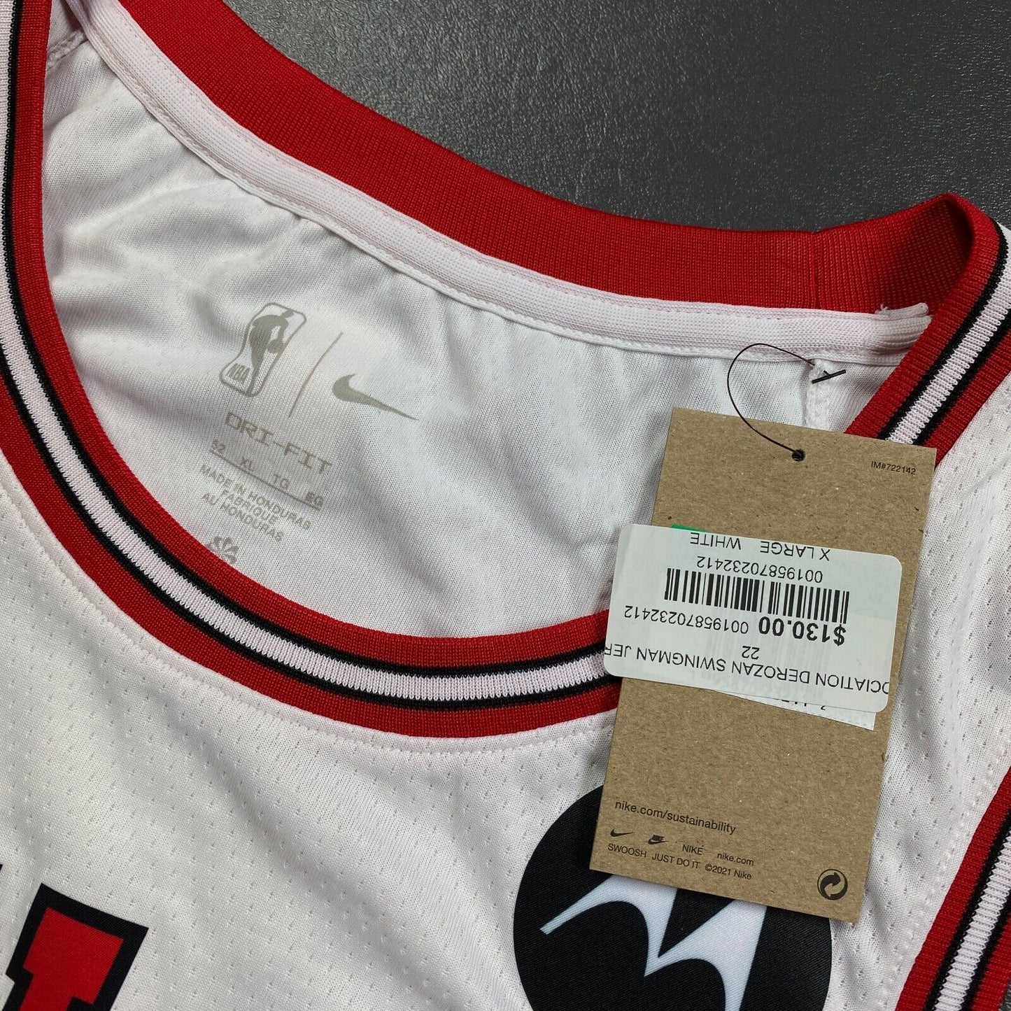 100% Authentic Demar DeRozan Nike Bulls Association Swingman Jersey Size 52 XL