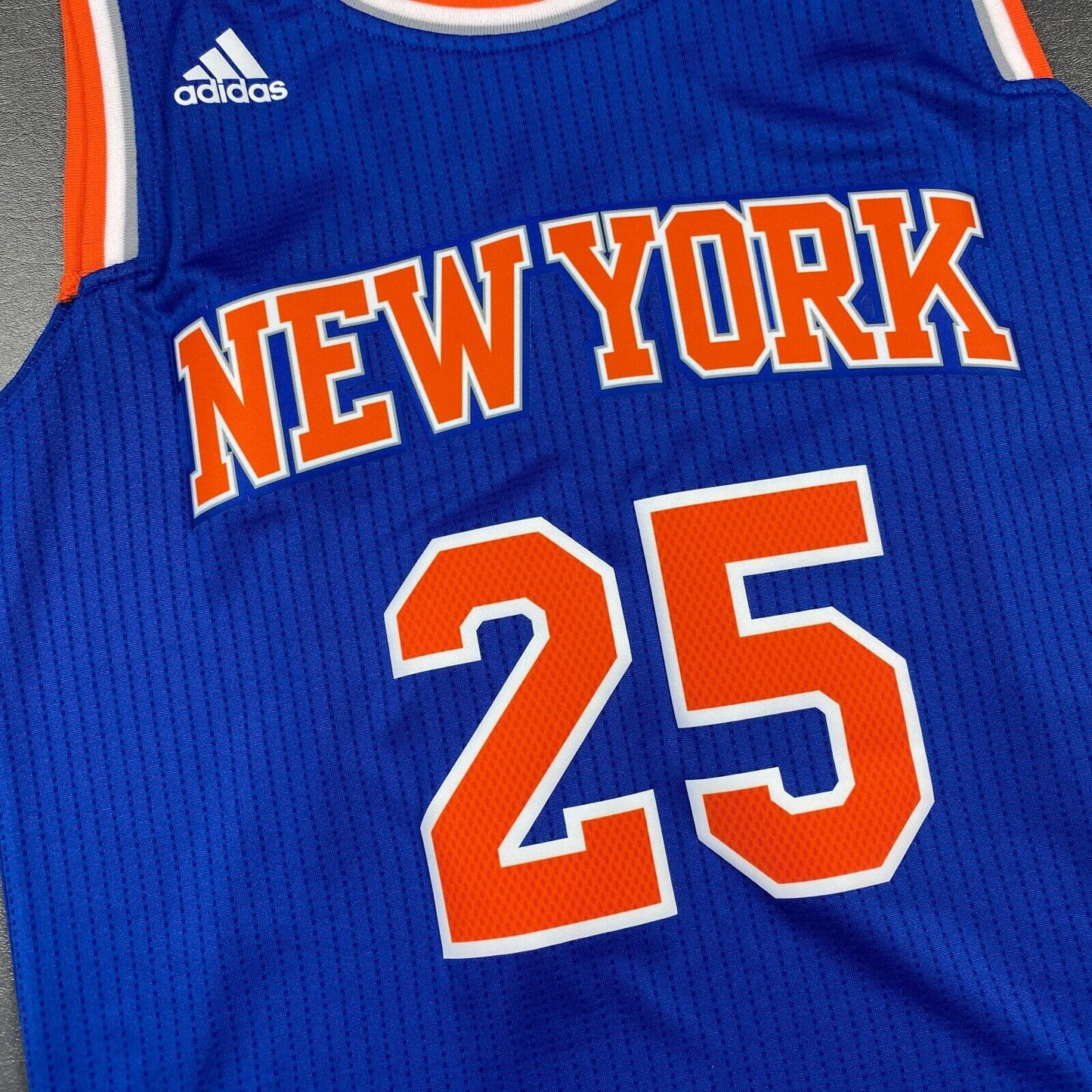 100% Authentic Derrick Rose Adidas Rev 30 Knicks Jersey Size S ( M ) Mens