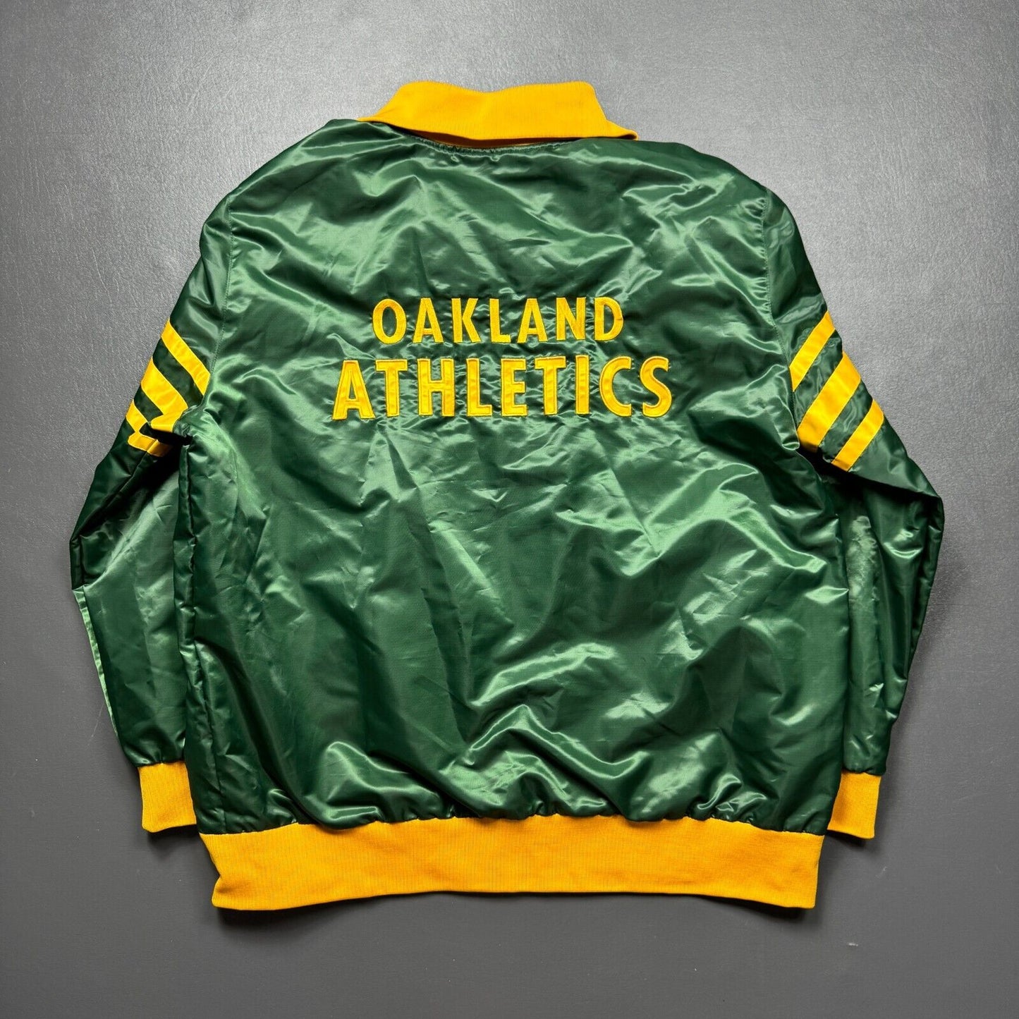 100% Authentic Oakland Athletics Vintage Starter Satin Zip Jacket Size 3XL Mens