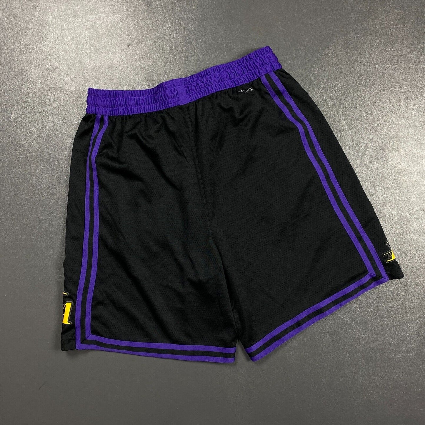 100% Authentic Los Angeles Lakers Nike City Edition Swingman Shorts 42 XL Mens