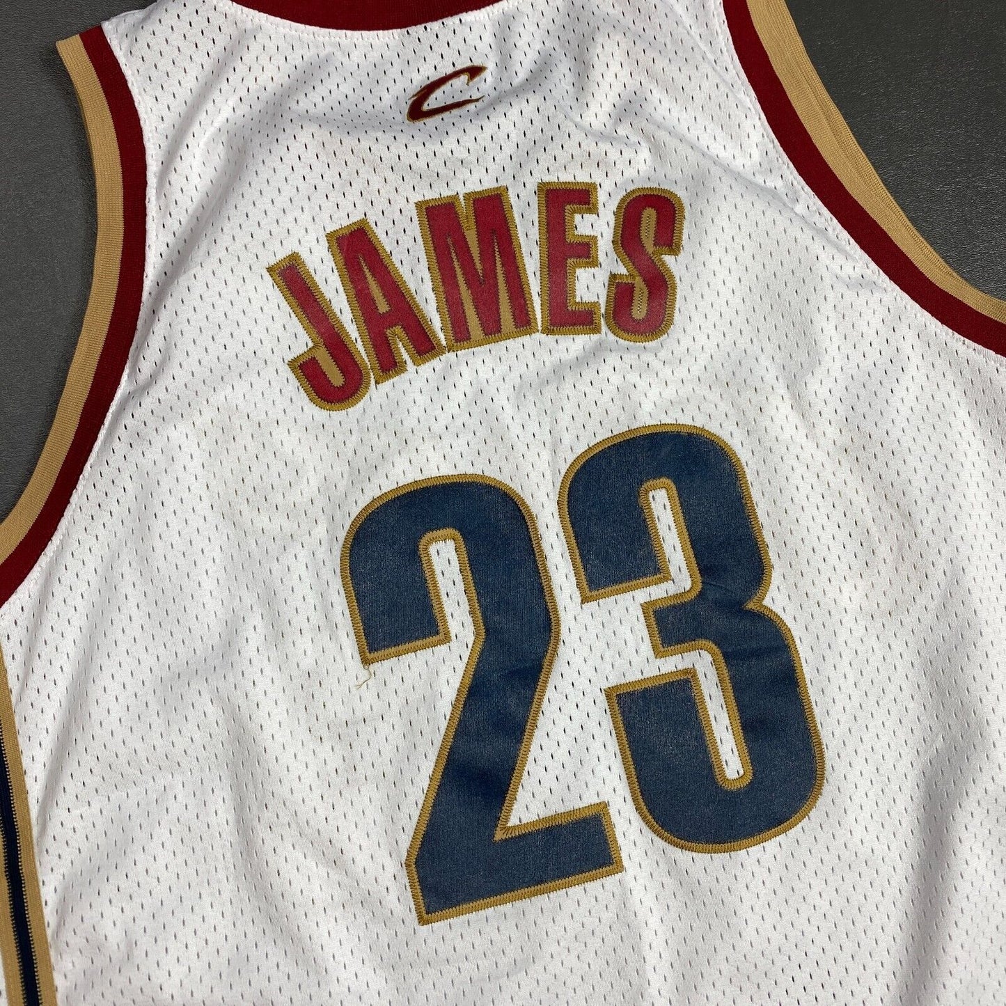 100% Authentic Lebron James Vintage Nike Cavaliers Cavs Jersey Size 2XL Mens