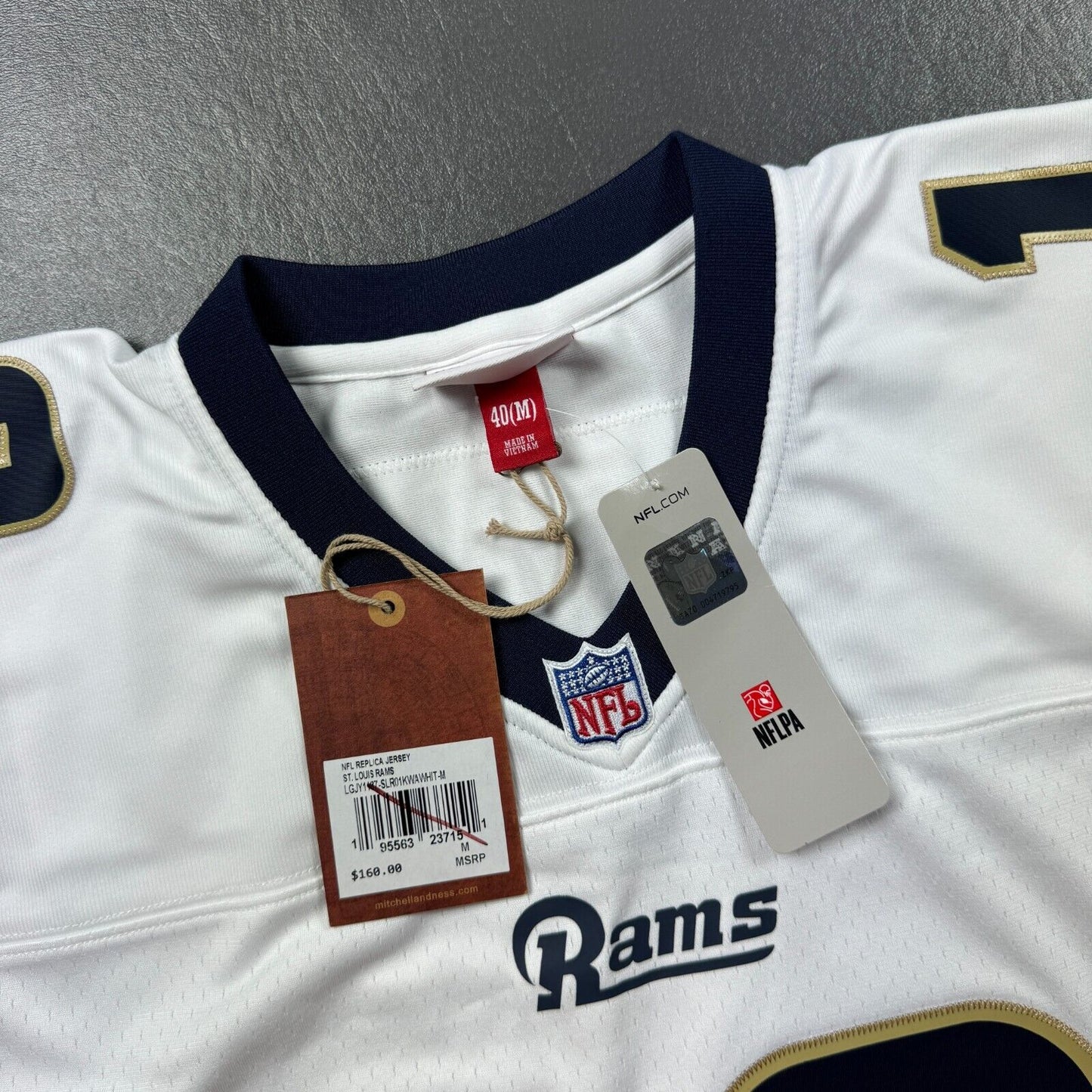 100% Authentic Kurt Warner Mitchell Ness 2001 Rams Legacy Jersey 40 M Mens