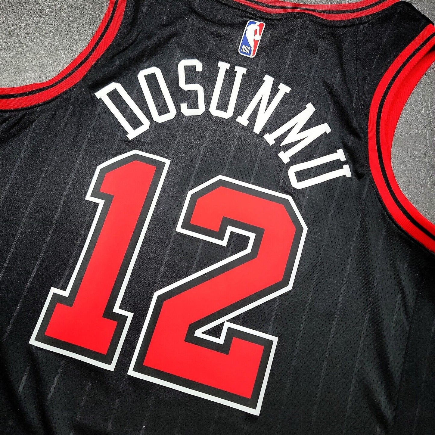 100% Authentic Ayo Dosunmu Nike Bulls Statement Swingman Jersey Size 48 L