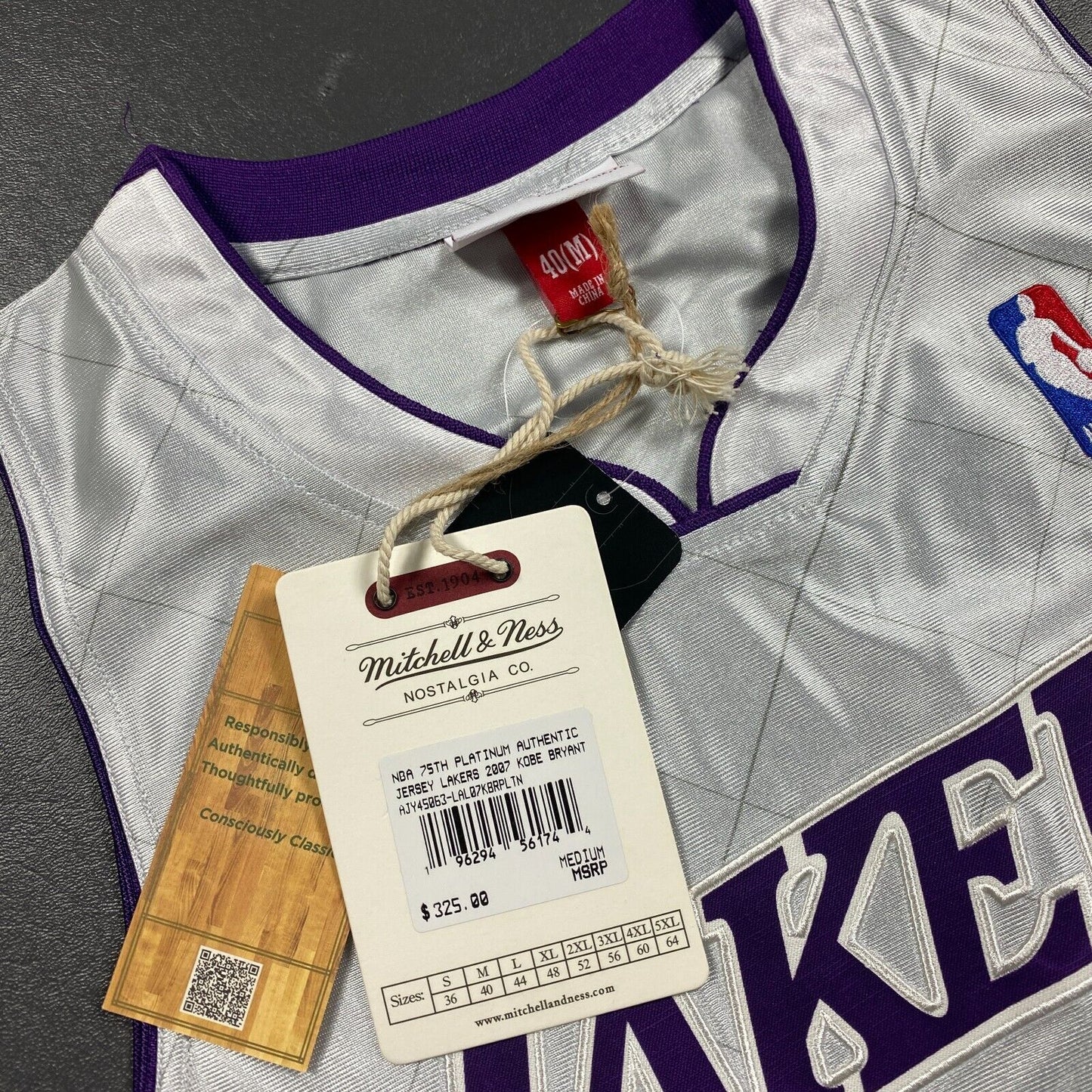 100% Authentic Kobe Bryant Mitchell Ness NBA 75th Platinum Lakers Jersey Size 40