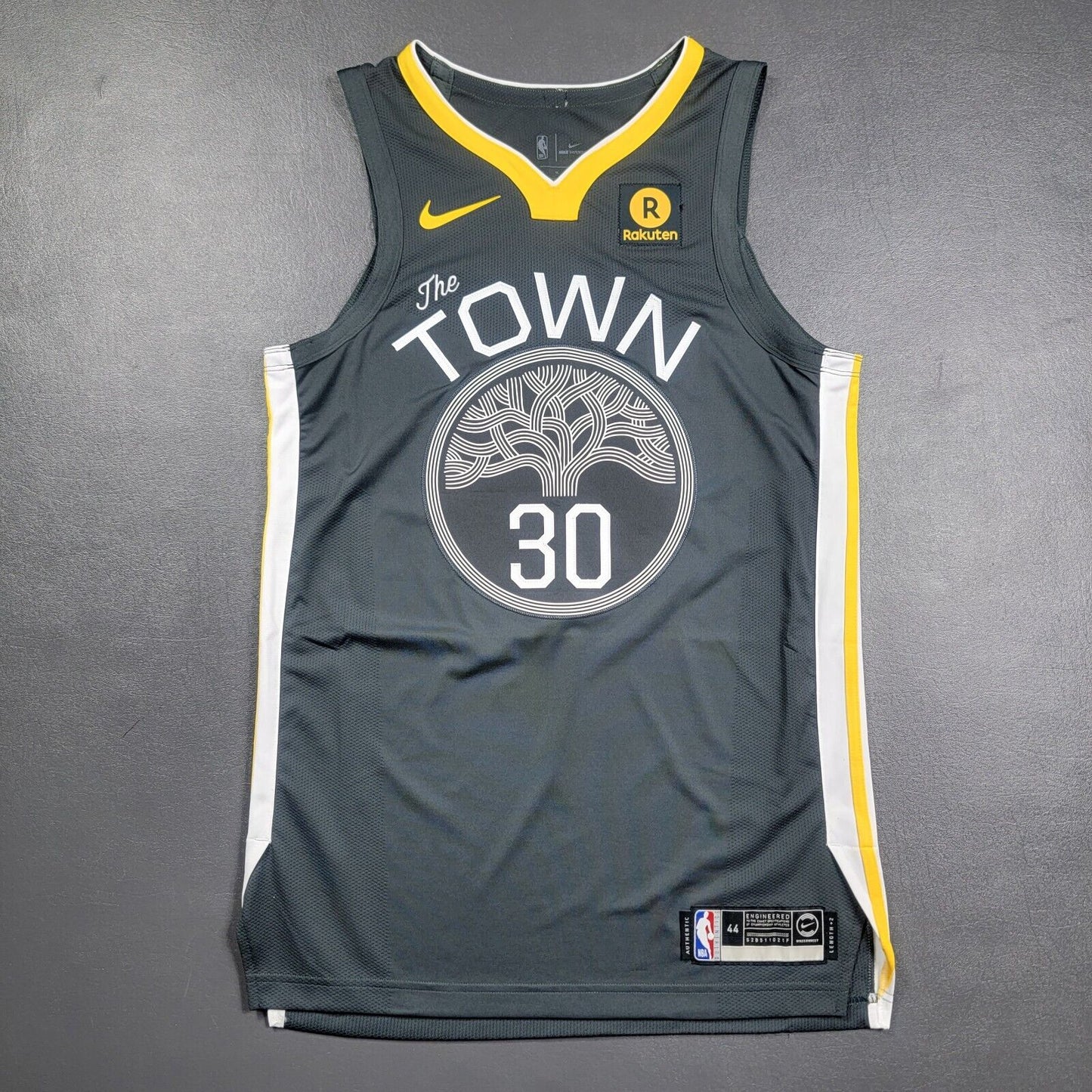 100% Authentic Stephen Curry Nike Warriors City The Town Jersey 44 M Rakuten