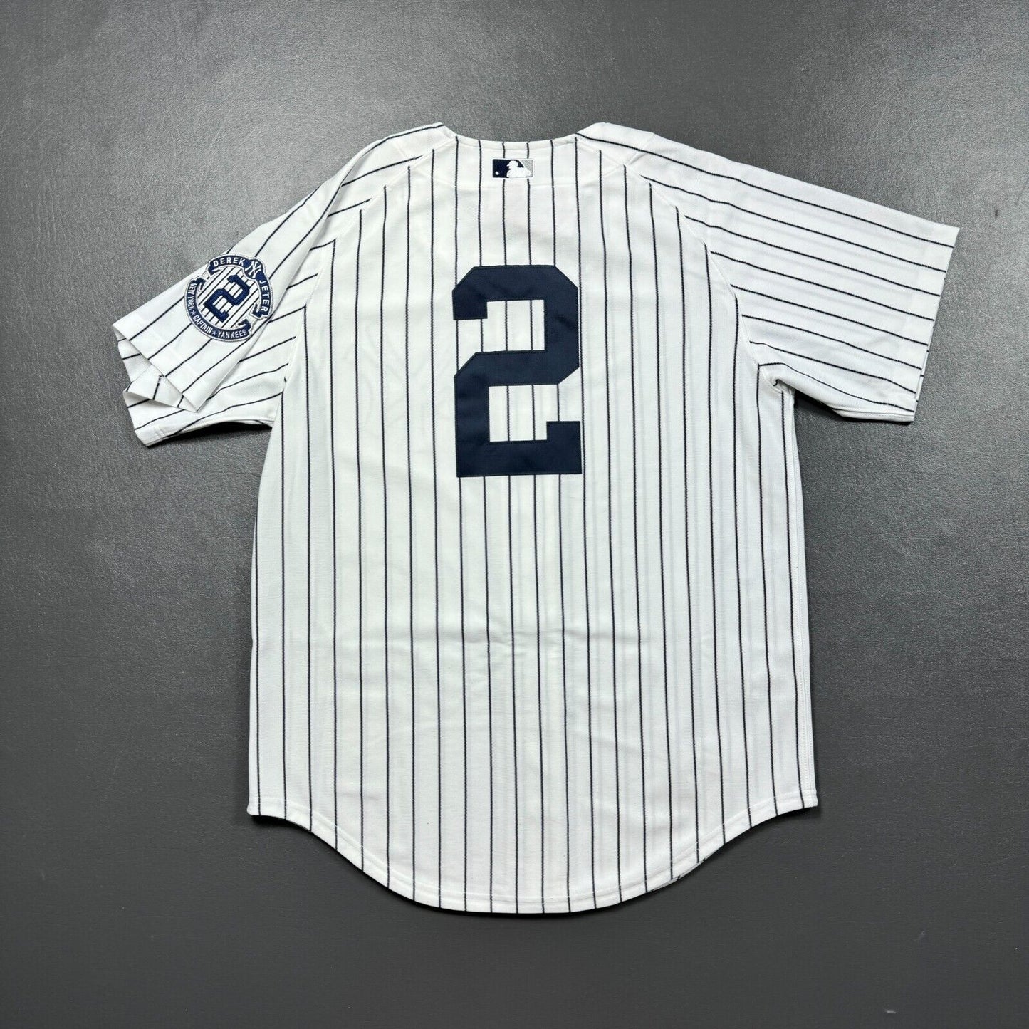 100% Authentic Derek Jeter Mitchell & Ness 2014 NY Yankees Jersey Size L 44 Mens