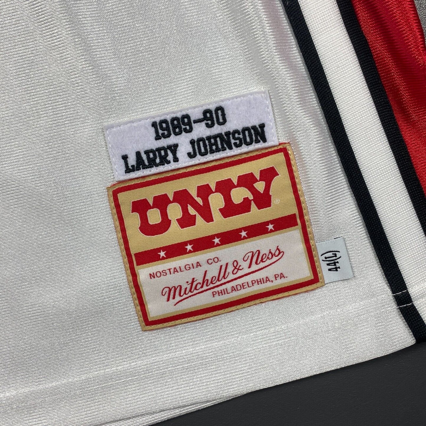 100% Authentic Larry Johnson Mitchell & Ness 89 90 UNLV Rebels Jersey Size 44 L