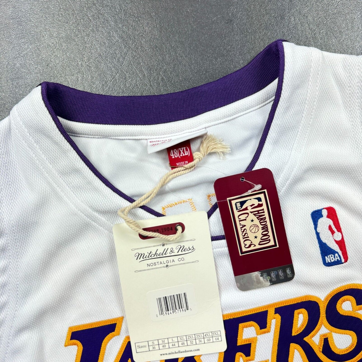 100% Authentic Kobe Bryant Mitchell & Ness 03 04 Lakers Jersey Size 48 XL Mens