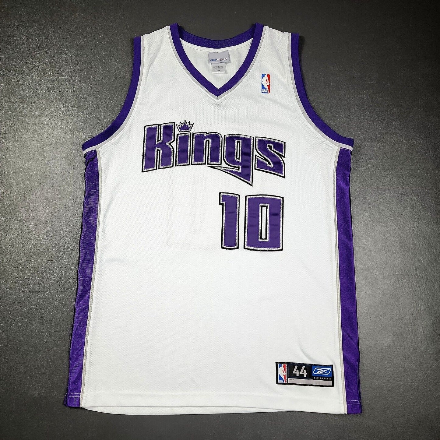 100% Authentic  Mike Bibby Reebok Sacramento Kings Jersey Size 44 L XL Mens