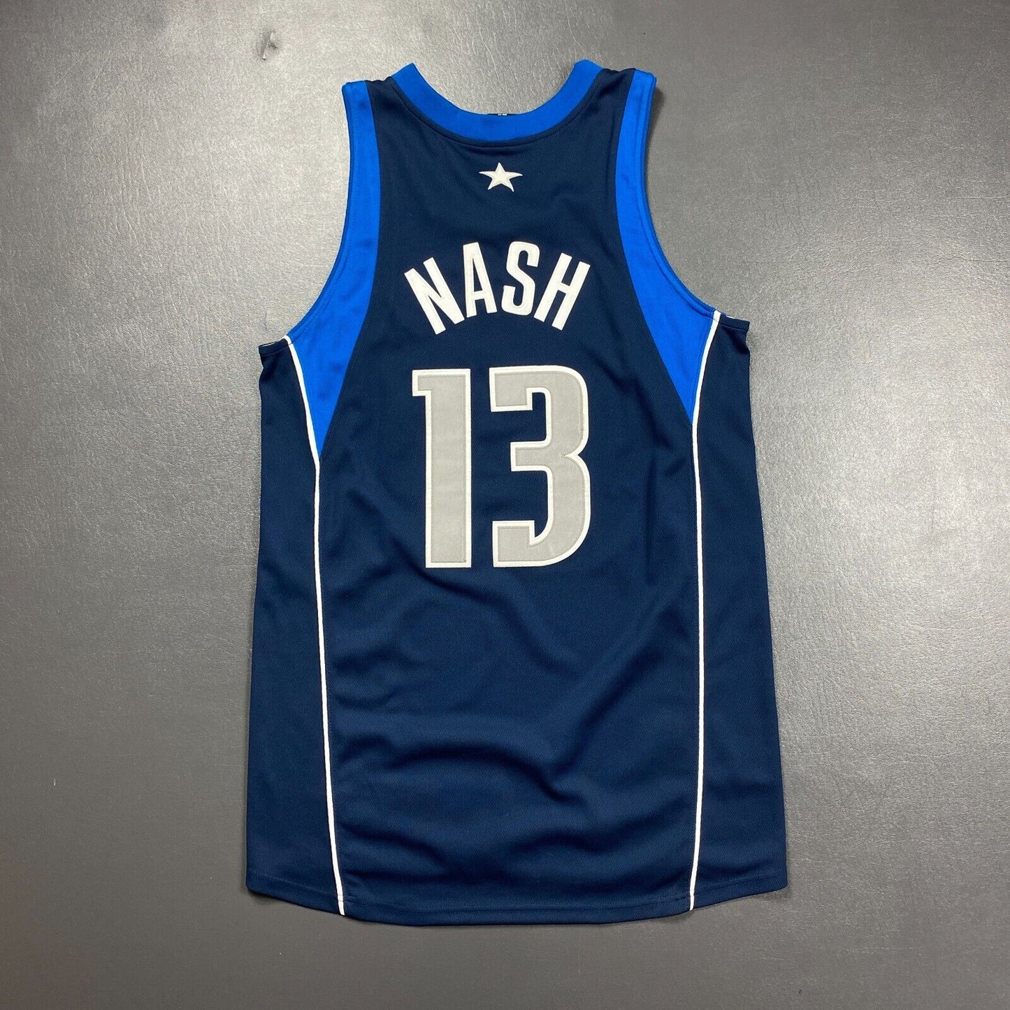 100% Authentic Steve Nash Vintage Nike Dallas Mavericks Jersey Size 44 L Mens