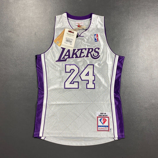 100% Authentic Kobe Bryant Mitchell Ness NBA 75th Platinum Lakers Jersey Size 40