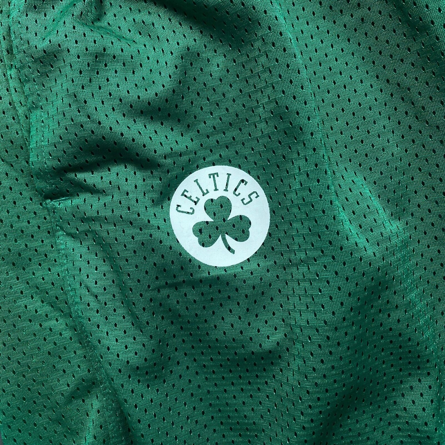 100% Authentic Boston Celtics Nike Issued Reversible Shorts Size XL Mens