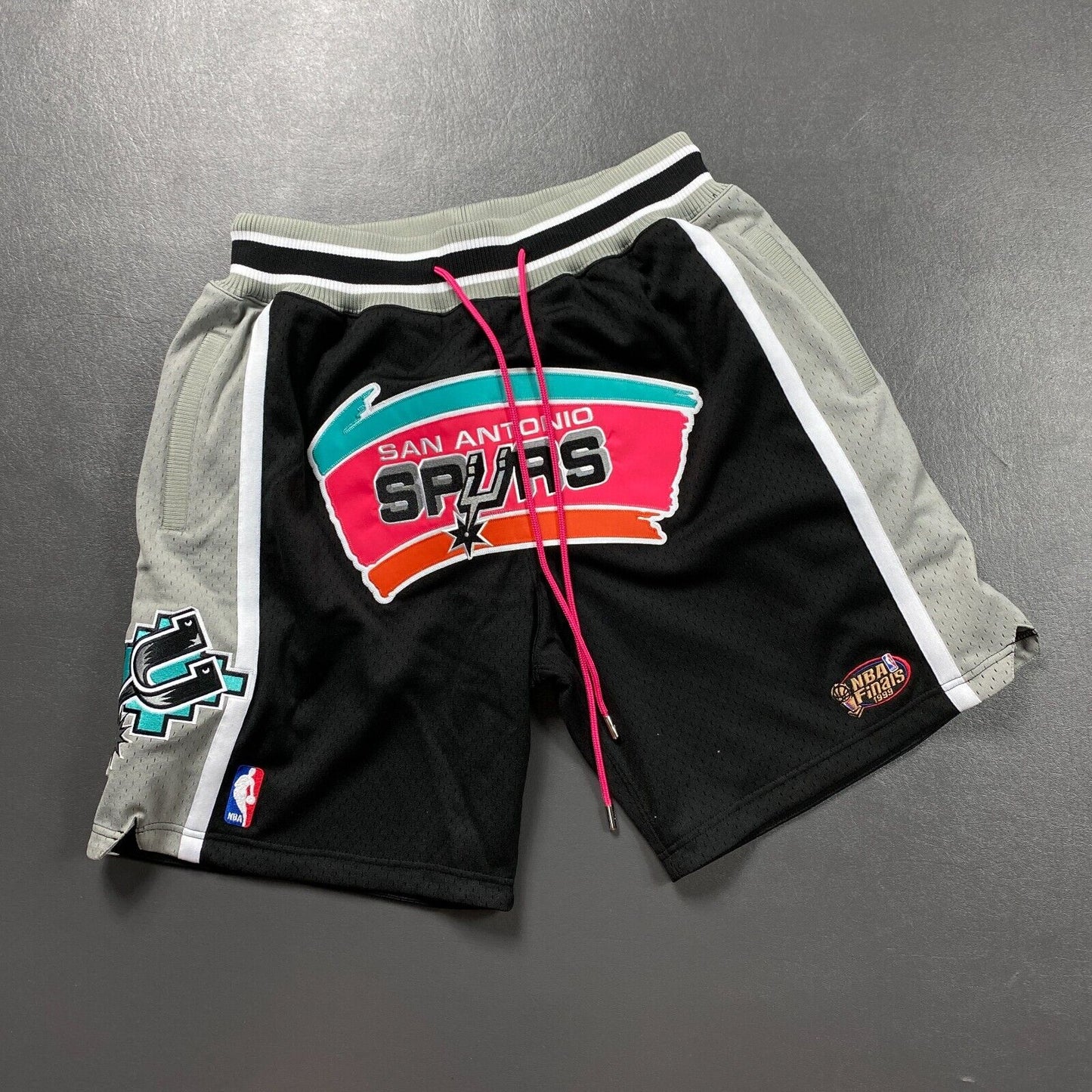 100% Authentic Just Don 98 99 San Antonio Spurs Mitchell Ness Shorts Size M 40