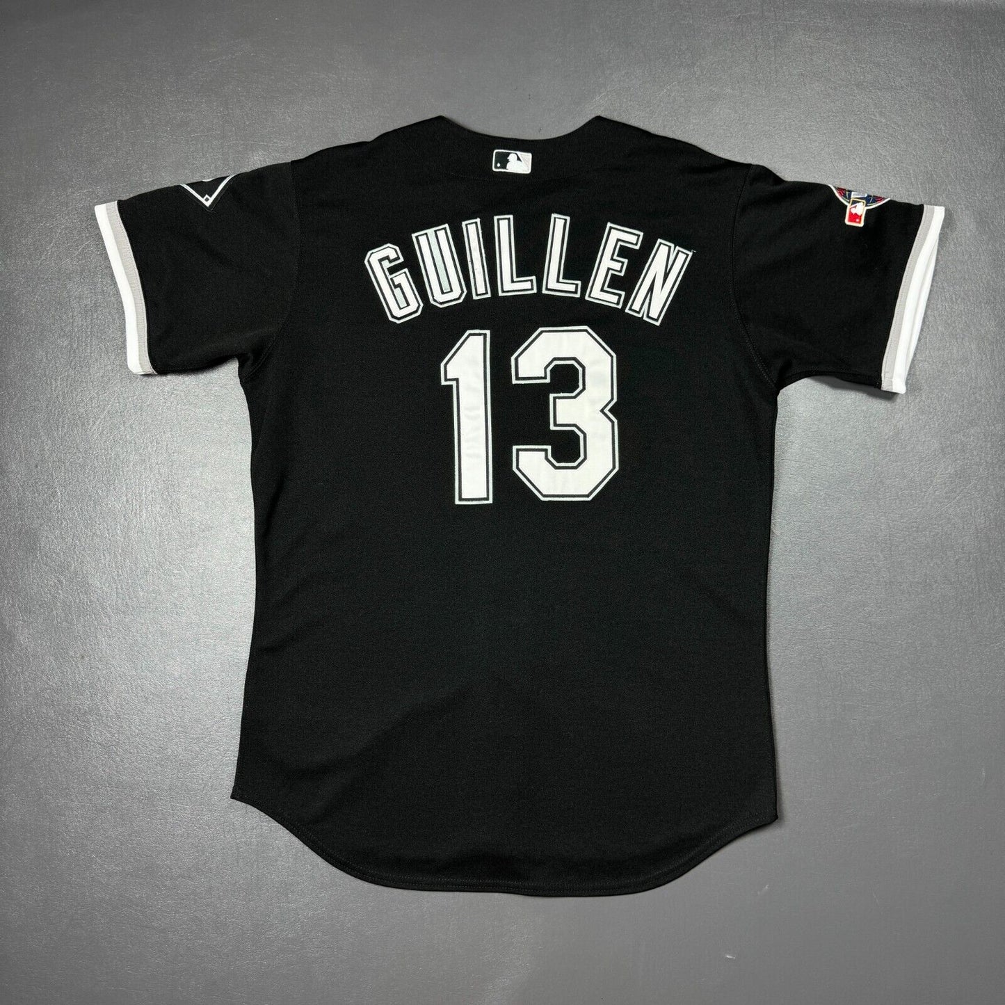 100% Authentic Ozzie Guillen Vintage Majestic World Series White Sox Jersey 48