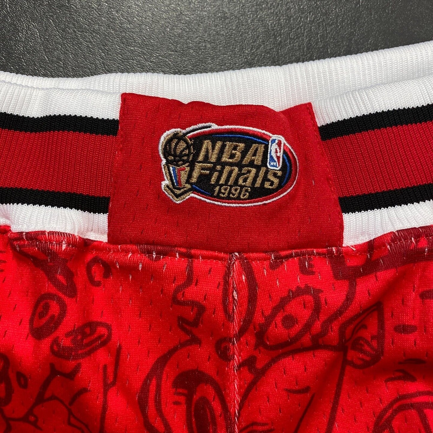 100% Authentic Hebru Brantley x Mitchell Ness 97 98 Bulls Shorts 48 XL - jordan